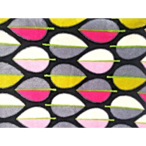 Vera Bradley Plush Blanket Retired Pastel Leaves/geometric 50" X 80" Black pink - Picture 5 of 7